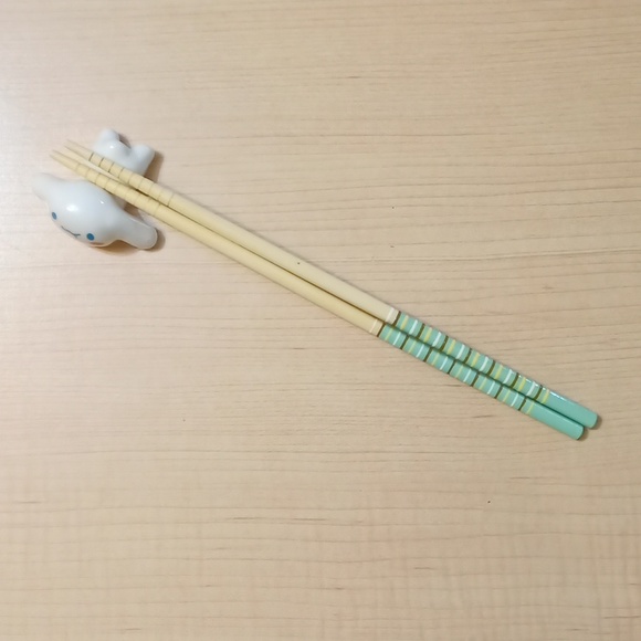 Set 2 Cinnamoroll Ceramic Chopsticks Rest Placer Holder - Picture 8 of 12